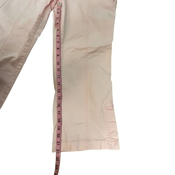 Route 66 ~ Womens Pink Capri Pants ~ size 10 ~ Button detailing on Pant legs - Picture 11 of 12